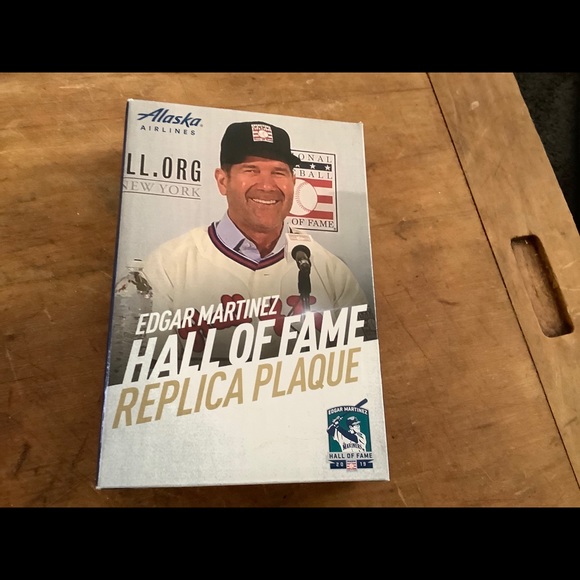 Hall of Fame Plaque Edgar Martinez - Picture 3 of 8